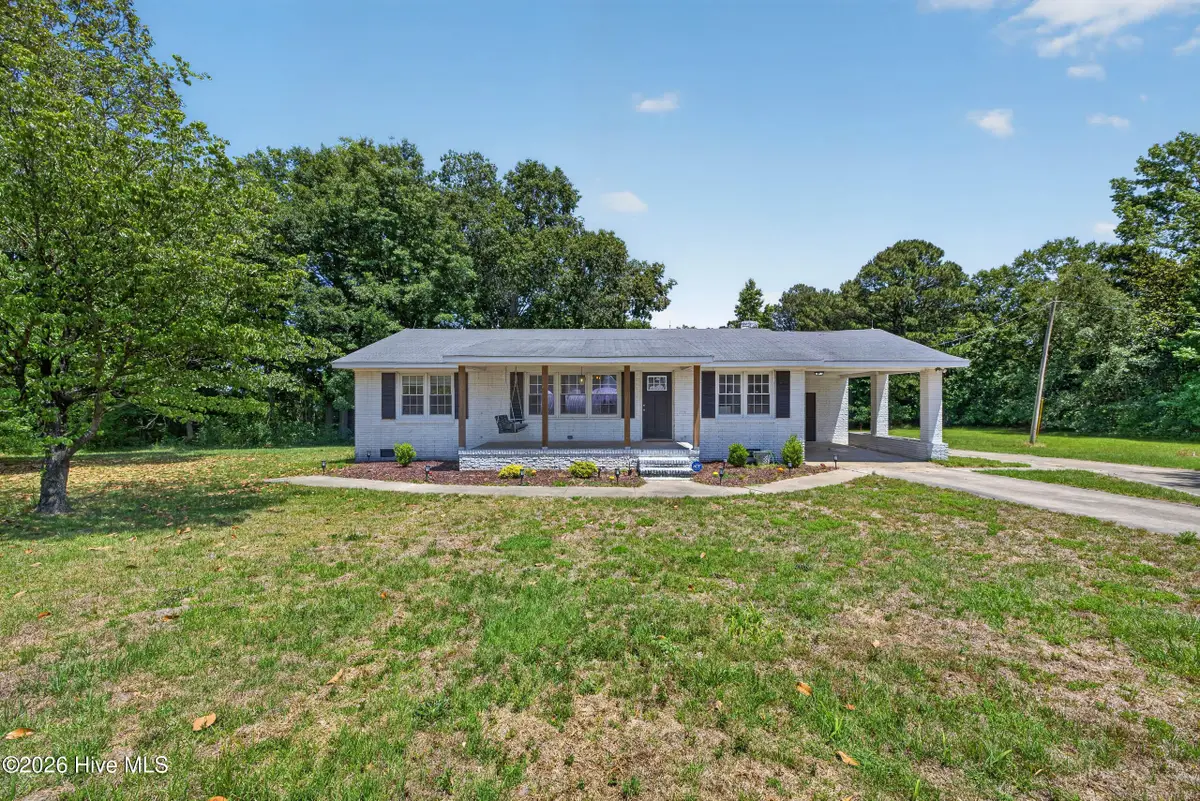 437 E Wards Bridge Road, Kenansville, NC 28349 - #1