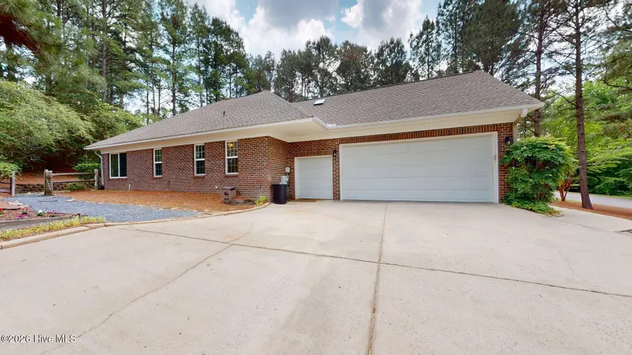 12 Lavender Drive, Whispering Pines, NC 28327 - #2