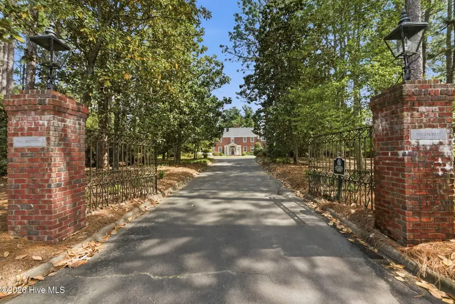 200 Hollycrest Drive, Pinehurst, NC 28374 - #2