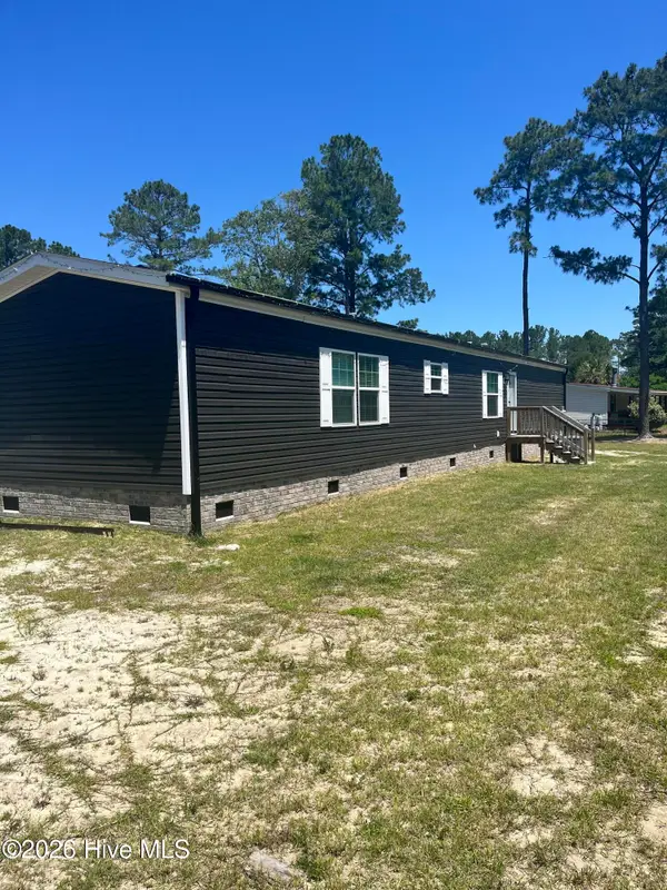 9366 Central Boulevard Se, Winnabow, NC 28479