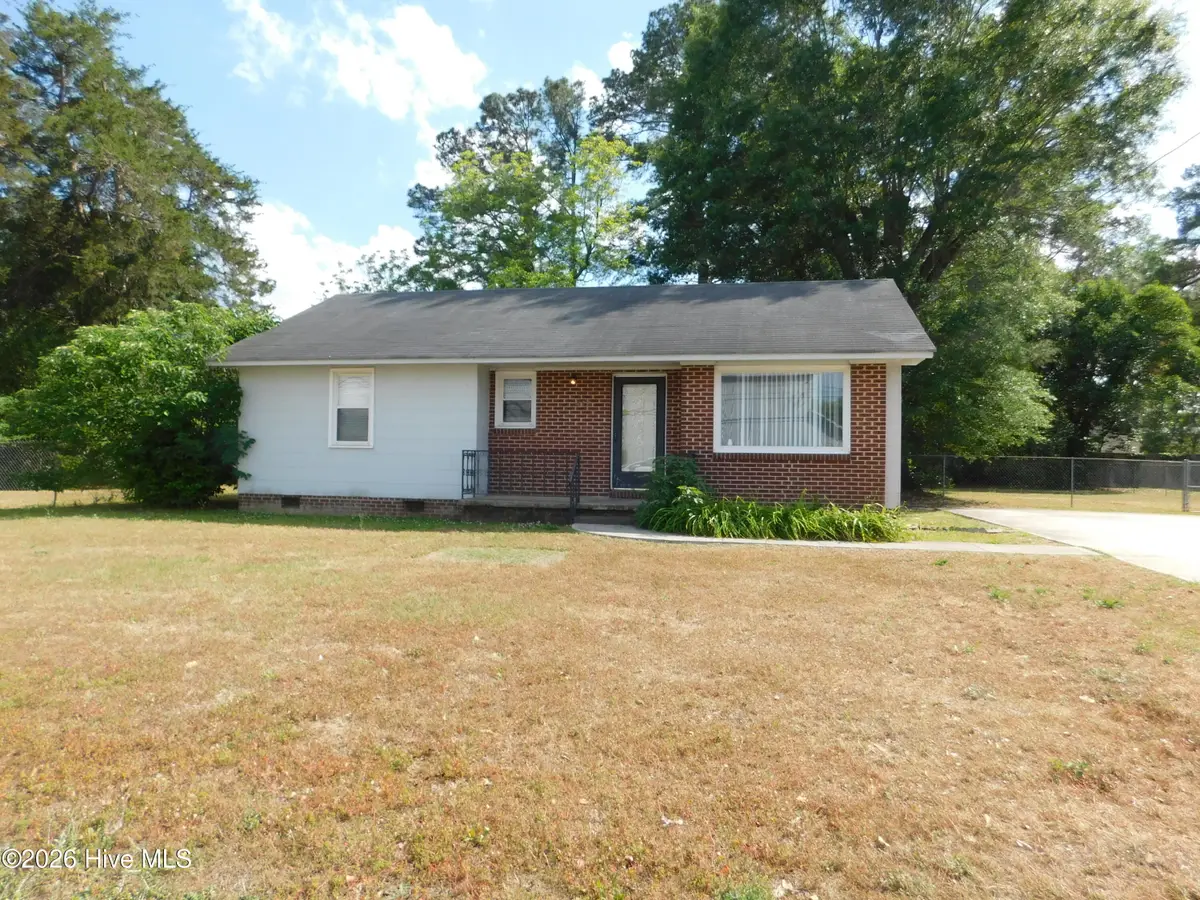 417 Fairley T Street, Laurinburg, NC 28352 - #1