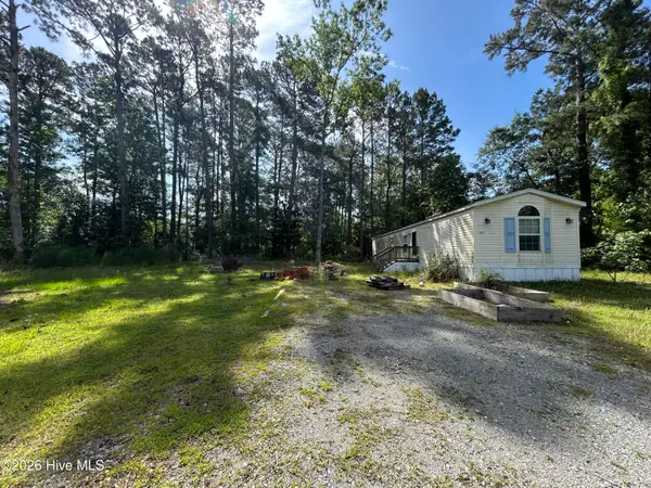 142 High Bluff Trail, Hubert, NC 28539