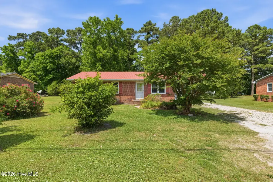 746 Kinston Highway, Richlands, NC 28574 - #3