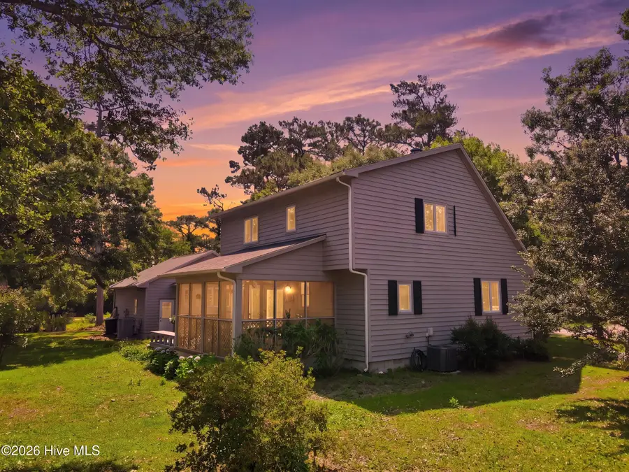 206 Spruce Drive, Morehead City, NC 28557 - #3