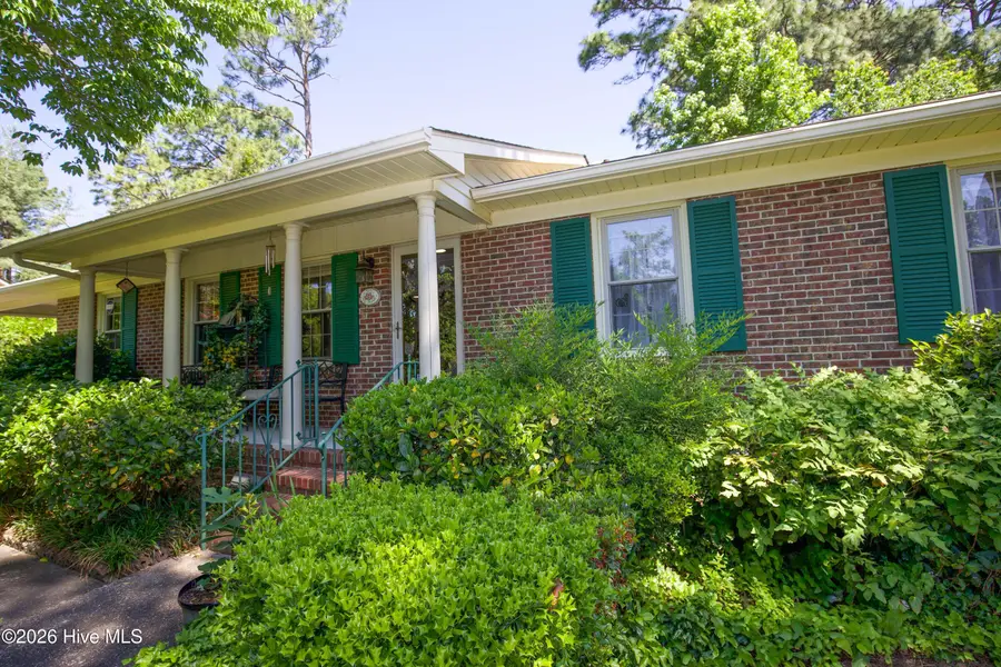 305 Selkirk Trail, Southern Pines, NC 28387 - #2