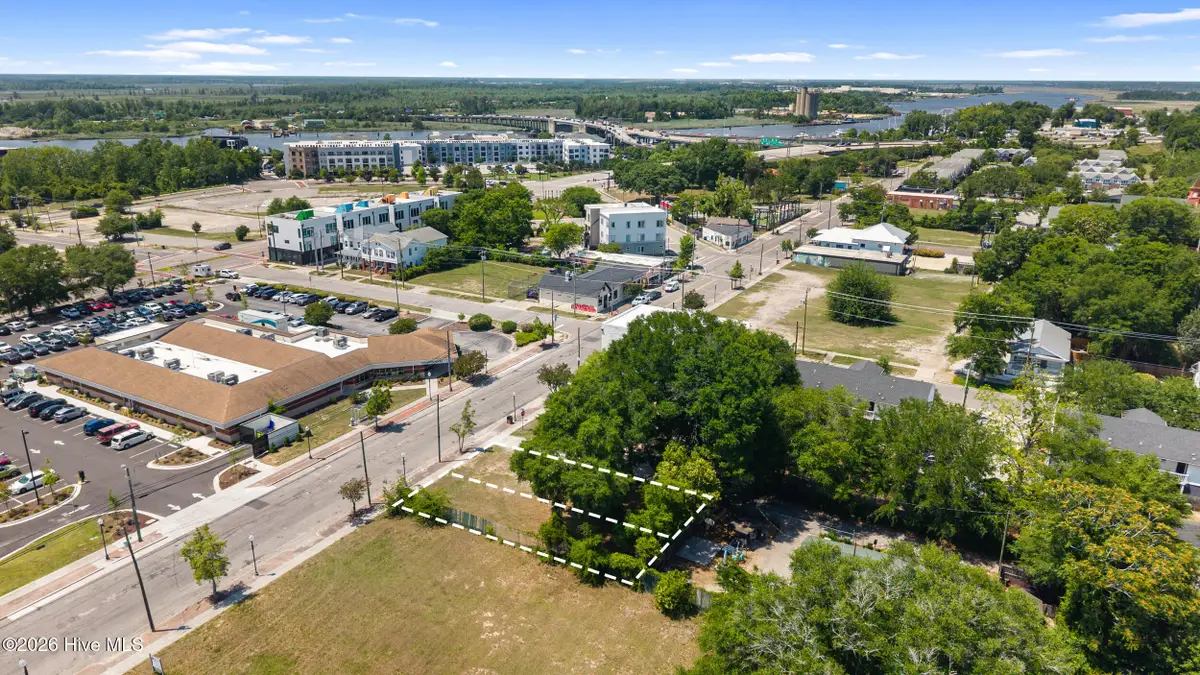 916 N 4th Street, Wilmington, NC 28401 - #1
