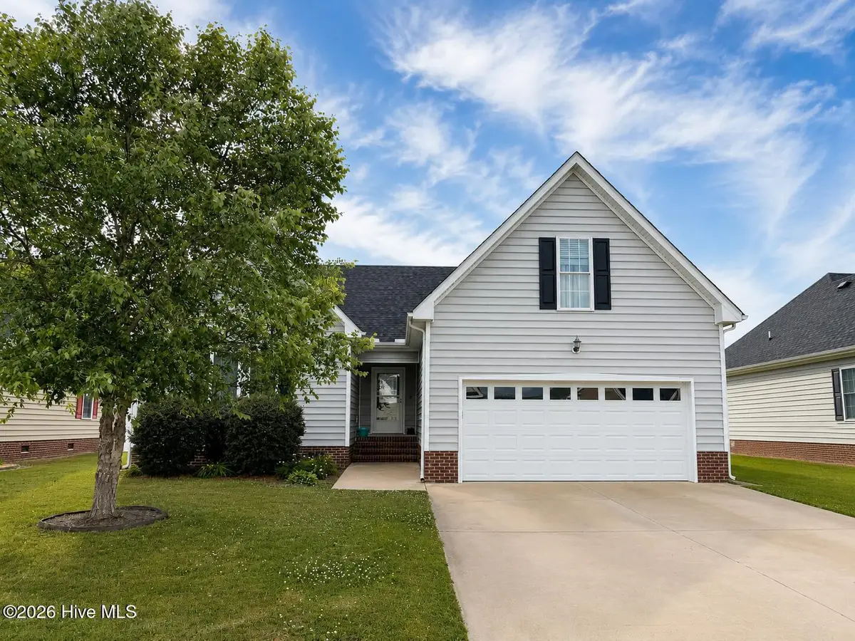 624 Millbrooke Circle, Elizabeth City, NC 27909 - #1