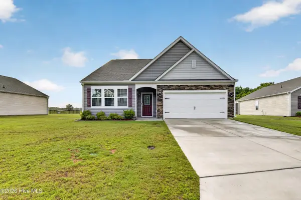 4457 Marthas Village Lane, Ayden, NC 28513