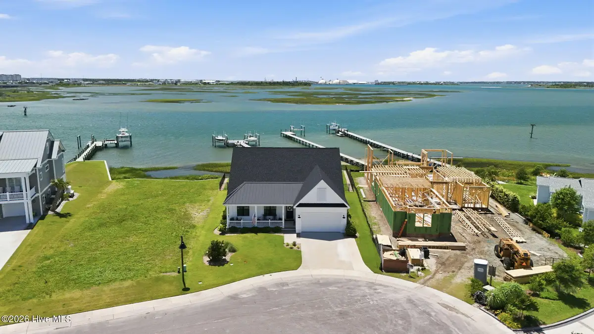 135 Gallants Point Road, Beaufort, NC 28516 - #1