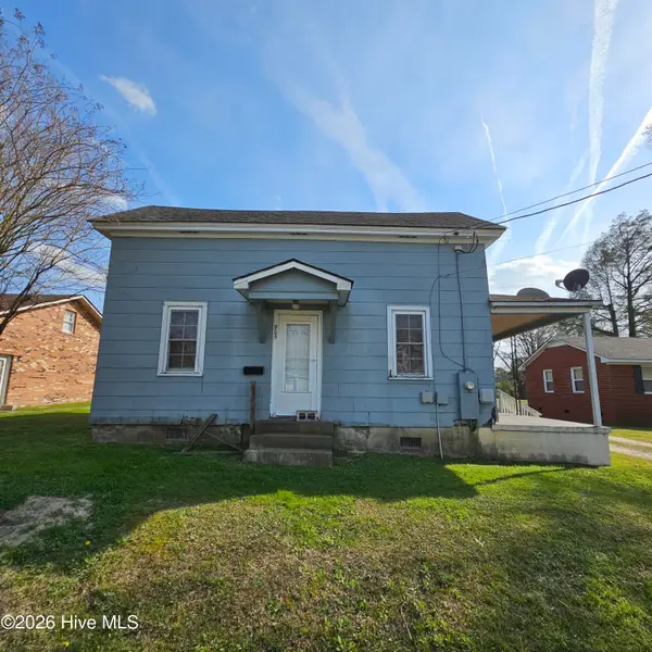 805 Park Street, Elizabeth City, NC 27909
