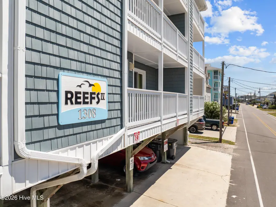 1308 Carolina Beach Avenue N #Apt 2c, Carolina Beach, NC 28428 - #3