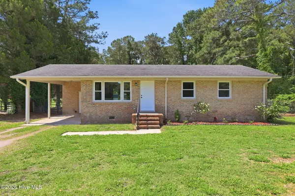 1040 Broad Creek Road, New Bern, NC 28560