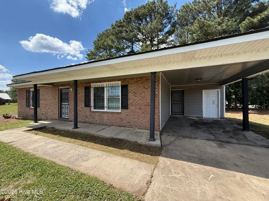 302 Hubert Mclean Avenue, Red Springs, NC 28377 - #2