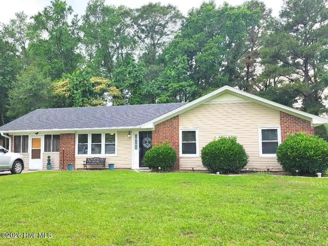 102 Fox Run Circle, Greenville, NC 27858 - #1