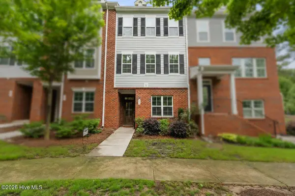 63 Brownstone Lane, Southern Pines, NC 28387