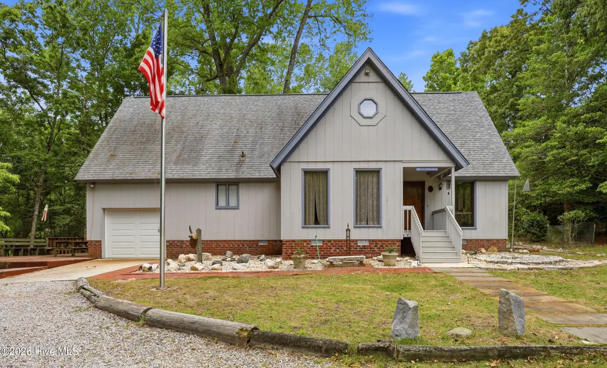 423 E Creekview Drive, Hampstead, NC 28443 - #1