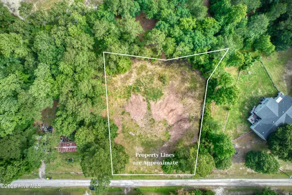 131 Pond View Circle, Hampstead, NC 28443