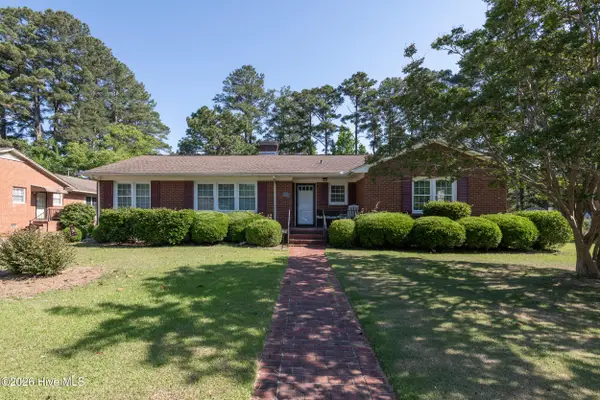 1705 Englewood Drive, Greenville, NC 27858