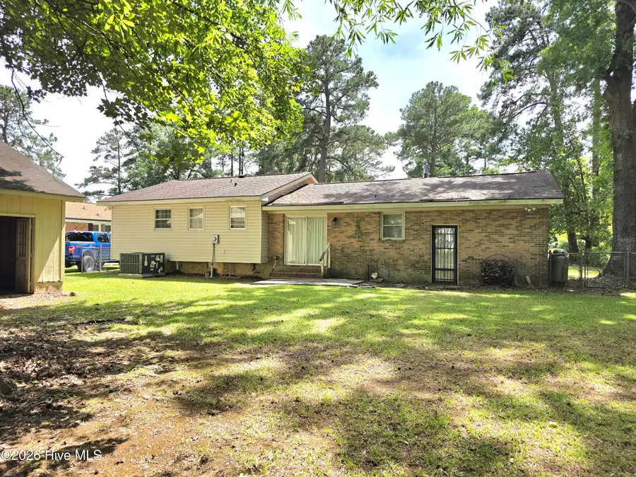 2902 Roanoke Avenue, New Bern, NC 28562 - #2