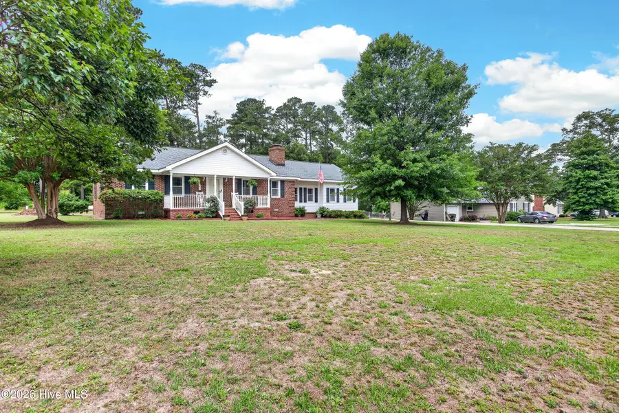 206 Crestwood Drive, Goldsboro, NC 27530 - #2