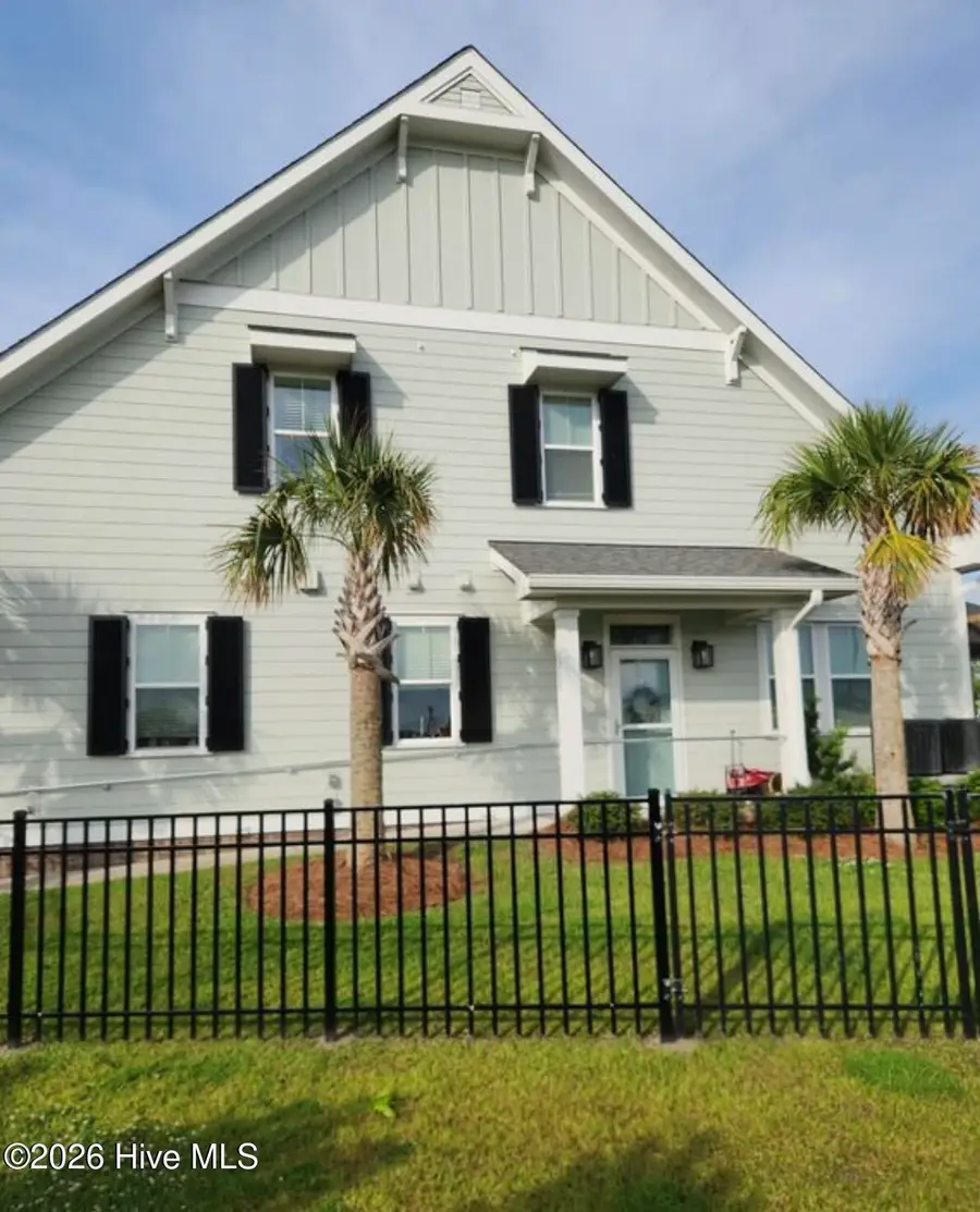 513 Turner Street, Beaufort, NC 28516 - #2
