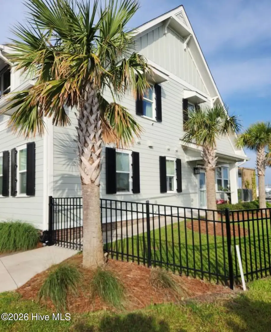 513 Turner Street, Beaufort, NC 28516 - #3