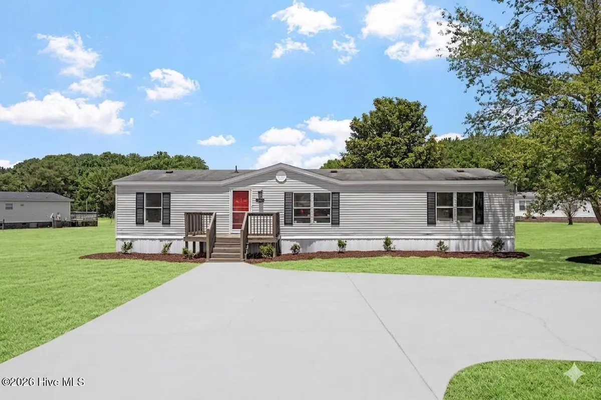 105 Stone Glen Place, Pikeville, NC 27863 - #1