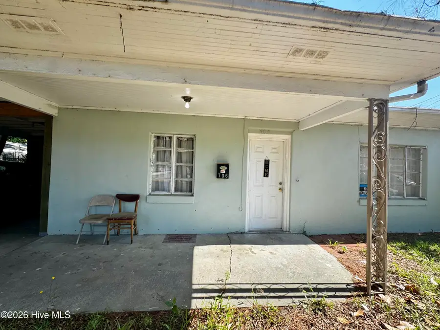 706 E Lenoir Avenue, Kinston, NC 28501 - #3
