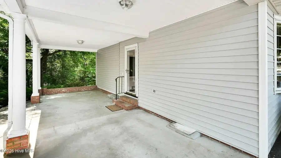 141 E Longmeadow Road, Greenville, NC 27858 - #3