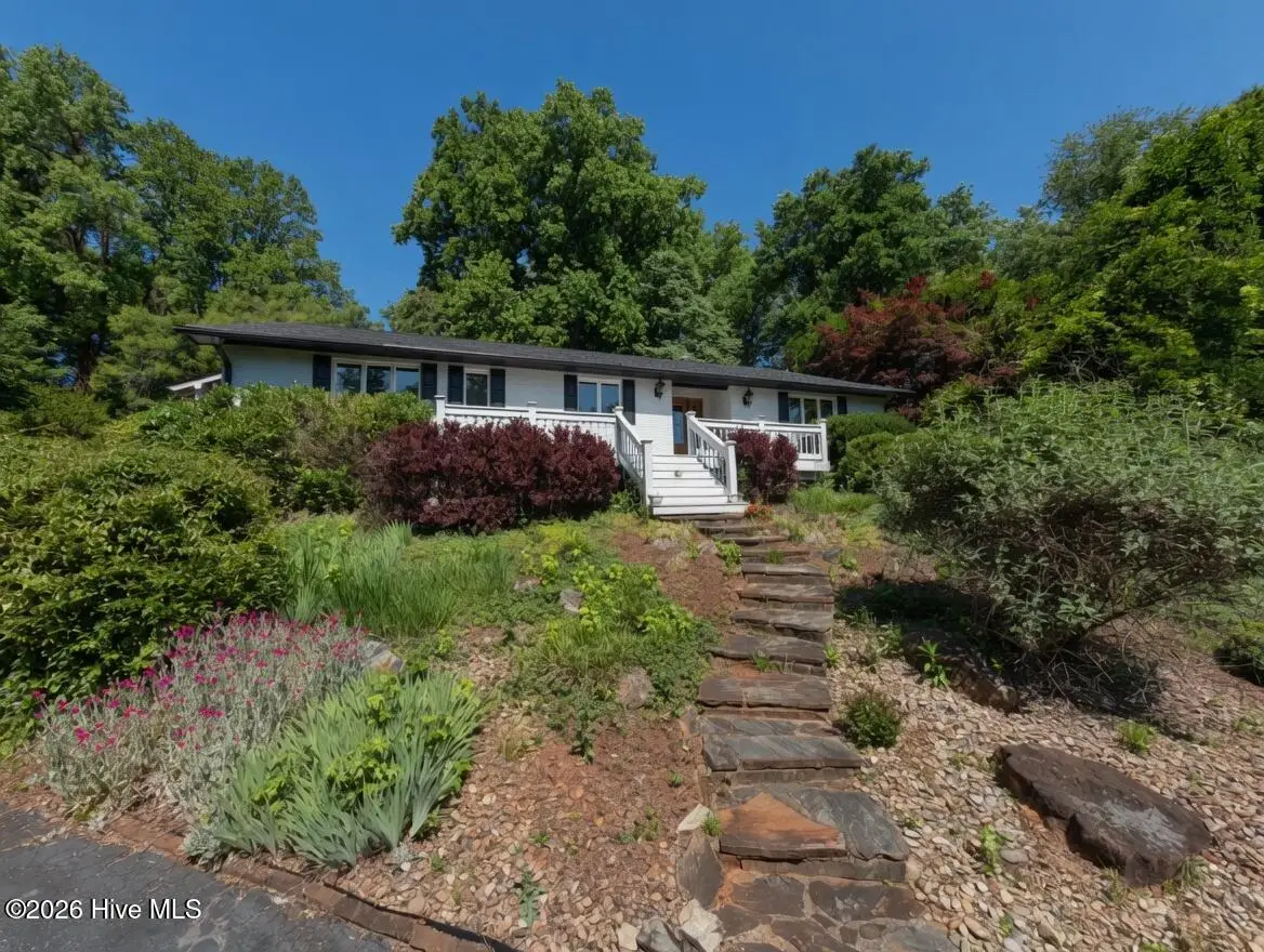 334 Case Street, Columbus, NC 28722 - #1
