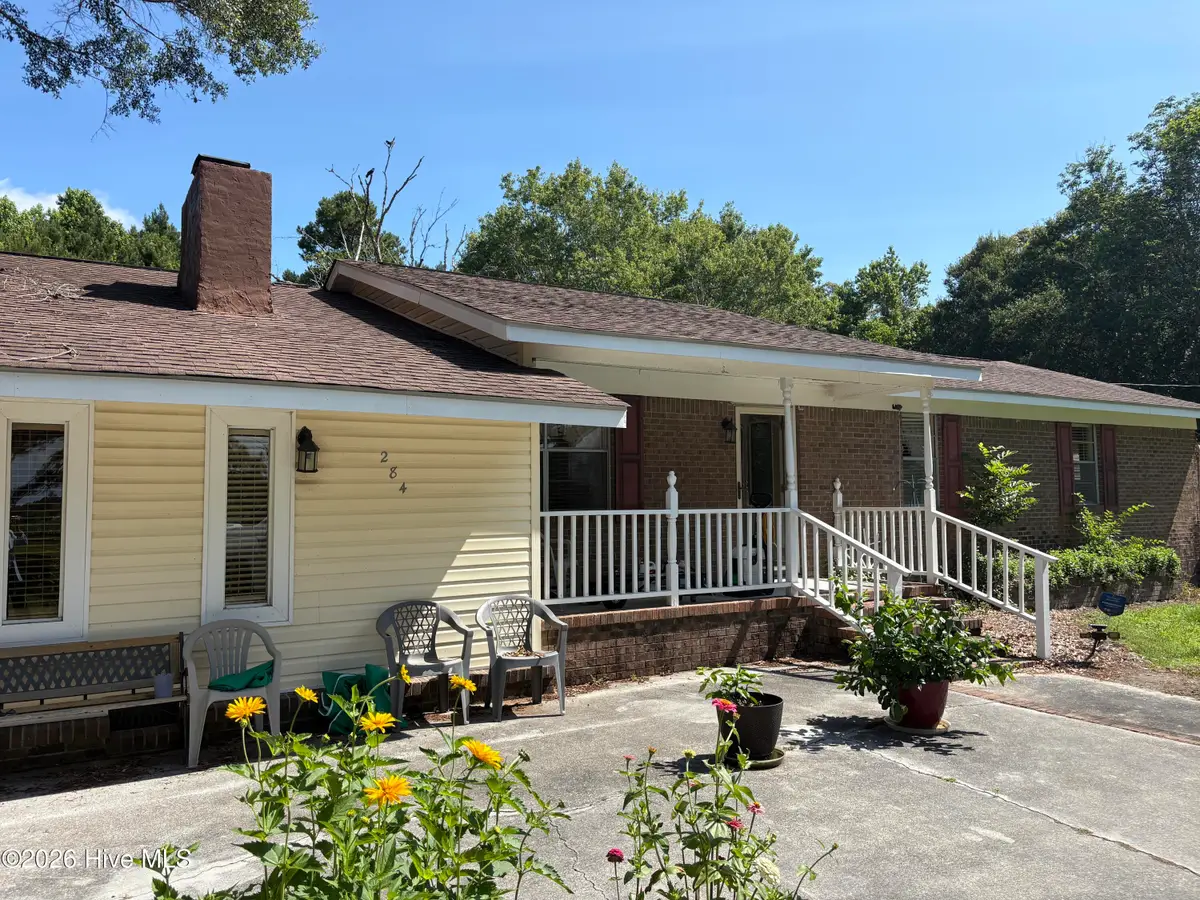 284 Laurel Road, Beaufort, NC 28516 - #1