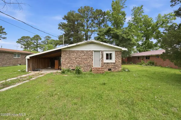 209 Pete Circle, Tabor City, NC 28463