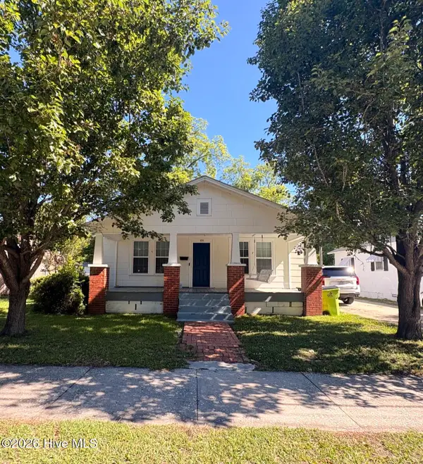109 E Calhoun Street, Whiteville, NC 28472