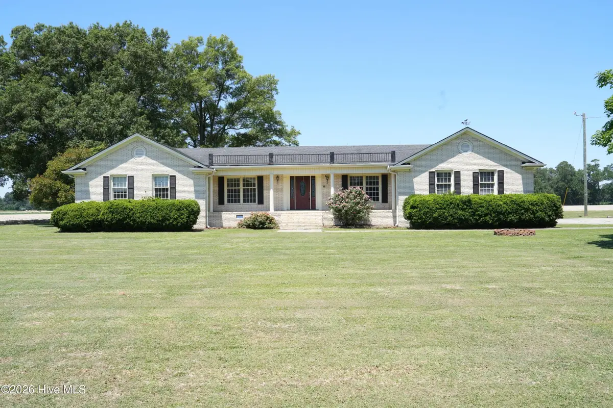4556 Garland Highway, Clinton, NC 28328 - #1