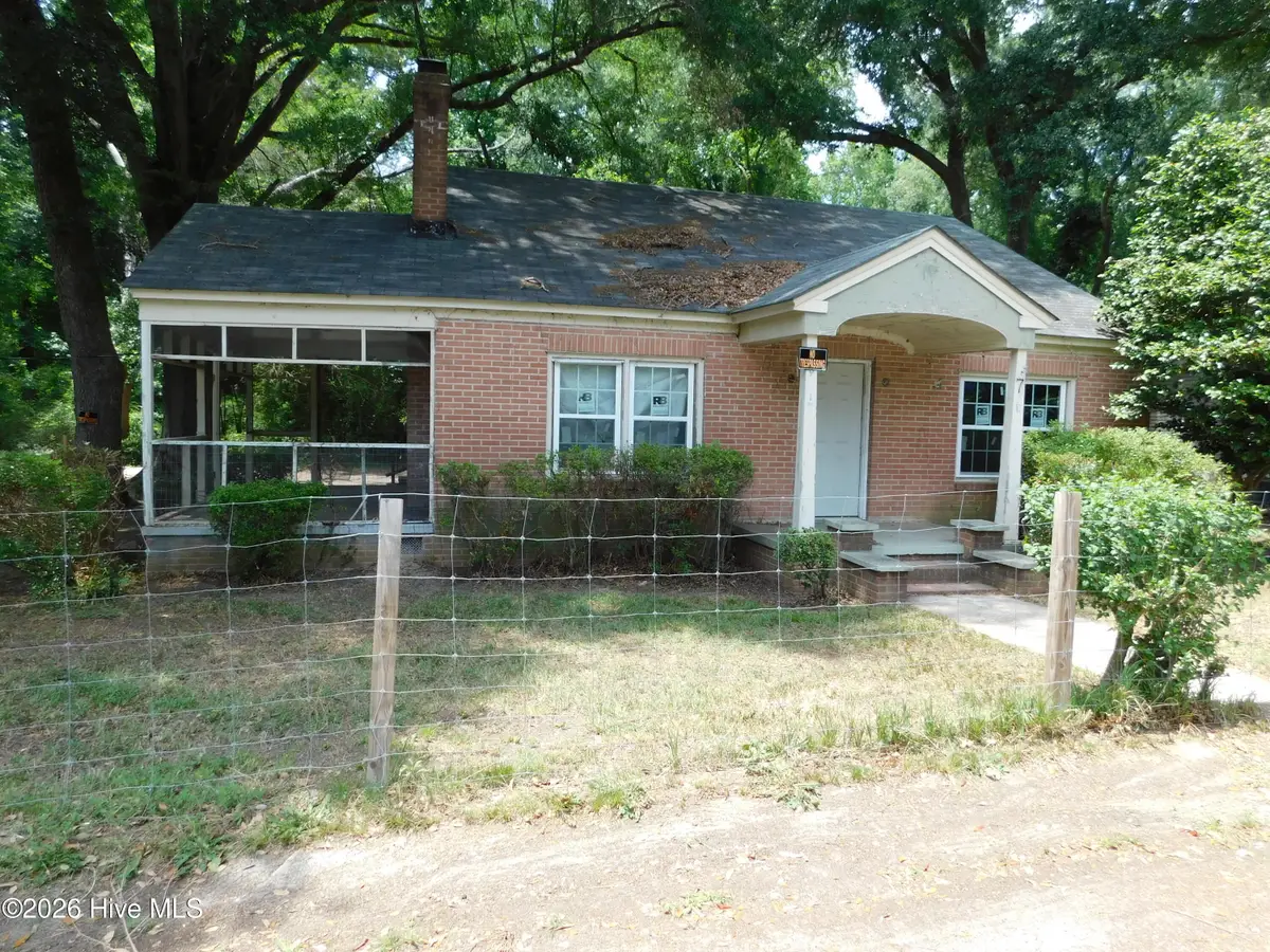 7 First Street, Laurinburg, NC 28352 - #1