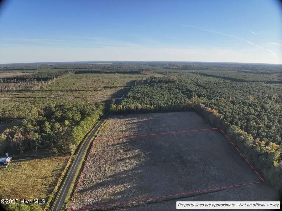 948 Creek Road, Whiteville, NC 28472 - #2