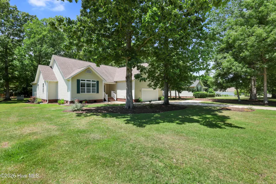 215 Oakmont Drive, Hampstead, NC 28443 - #2
