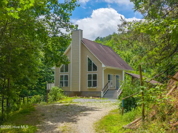 1044 Shell Stand Road, Robbinsville, NC 28771