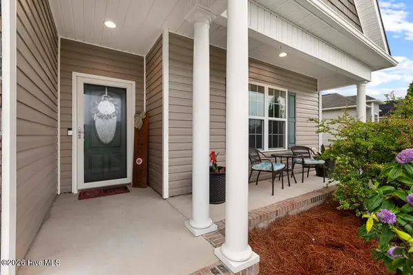 502 Bluff View Lane, Swansboro, NC 28584