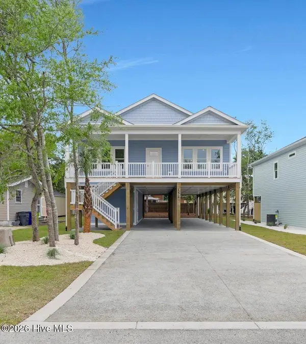 152 NE 1st Street, Oak Island, NC 28465