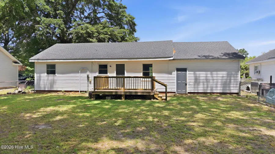 810 W Country Club Drive, Tarboro, NC 27886 - #2