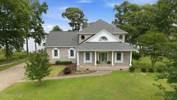 121 Sabre Point Drive, Bath, NC 27808