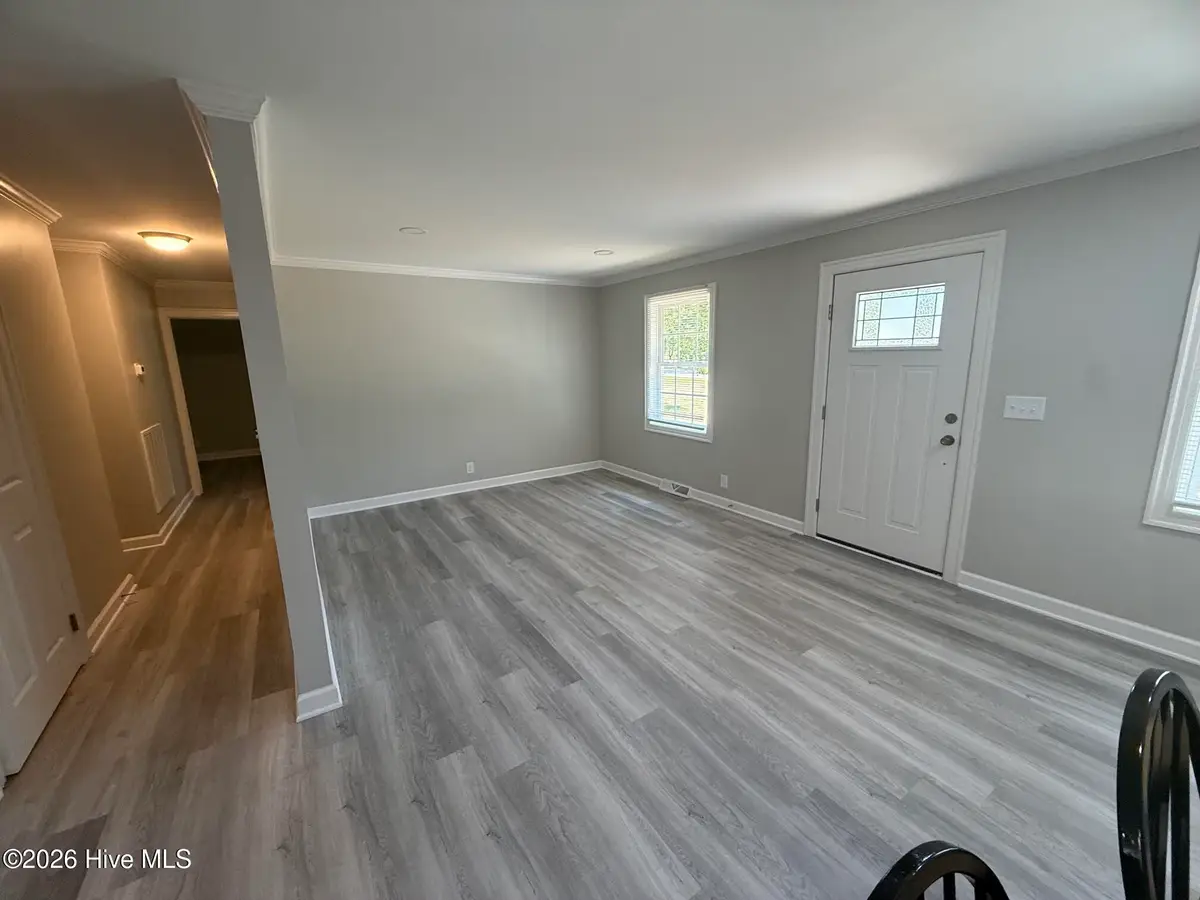 402 Locust Street, Hamlet, NC 28345 - #1
