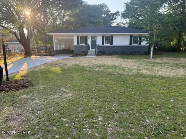 402 Locust Street, Hamlet, NC 28345 - #3