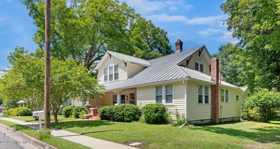 206 W Foy Street, Richlands, NC 28574 - #3