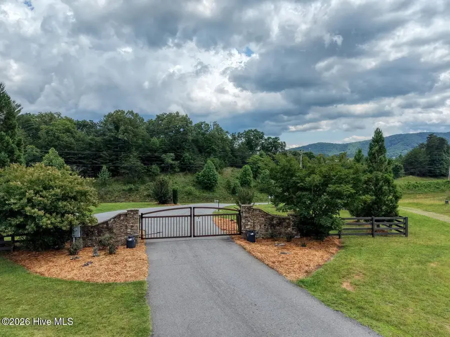 460 River Mountain Road, Murphy, NC 28906 - #2