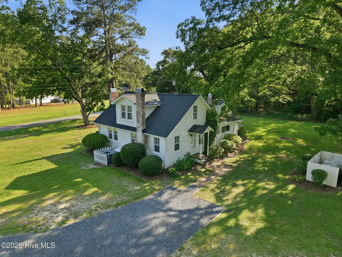 2704 Farm Life School Road, Carthage, NC 28327 - #1