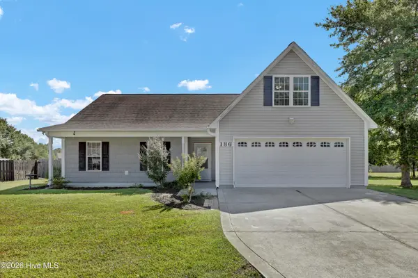 186 Windfield Lane, Holly Ridge, NC 28445