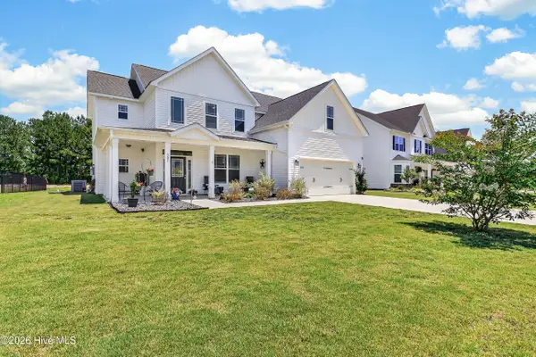 337 Southwest Plantation Drive, Maple Hill, NC 28454