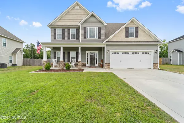 135 Prelude Drive, Richlands, NC 28574